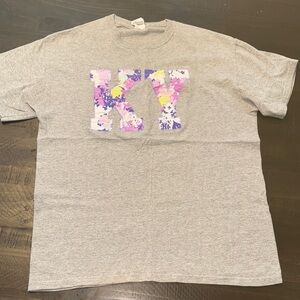 Gildan Gray T-Shirt with Colorful KY Graphic Women’s Size Medium